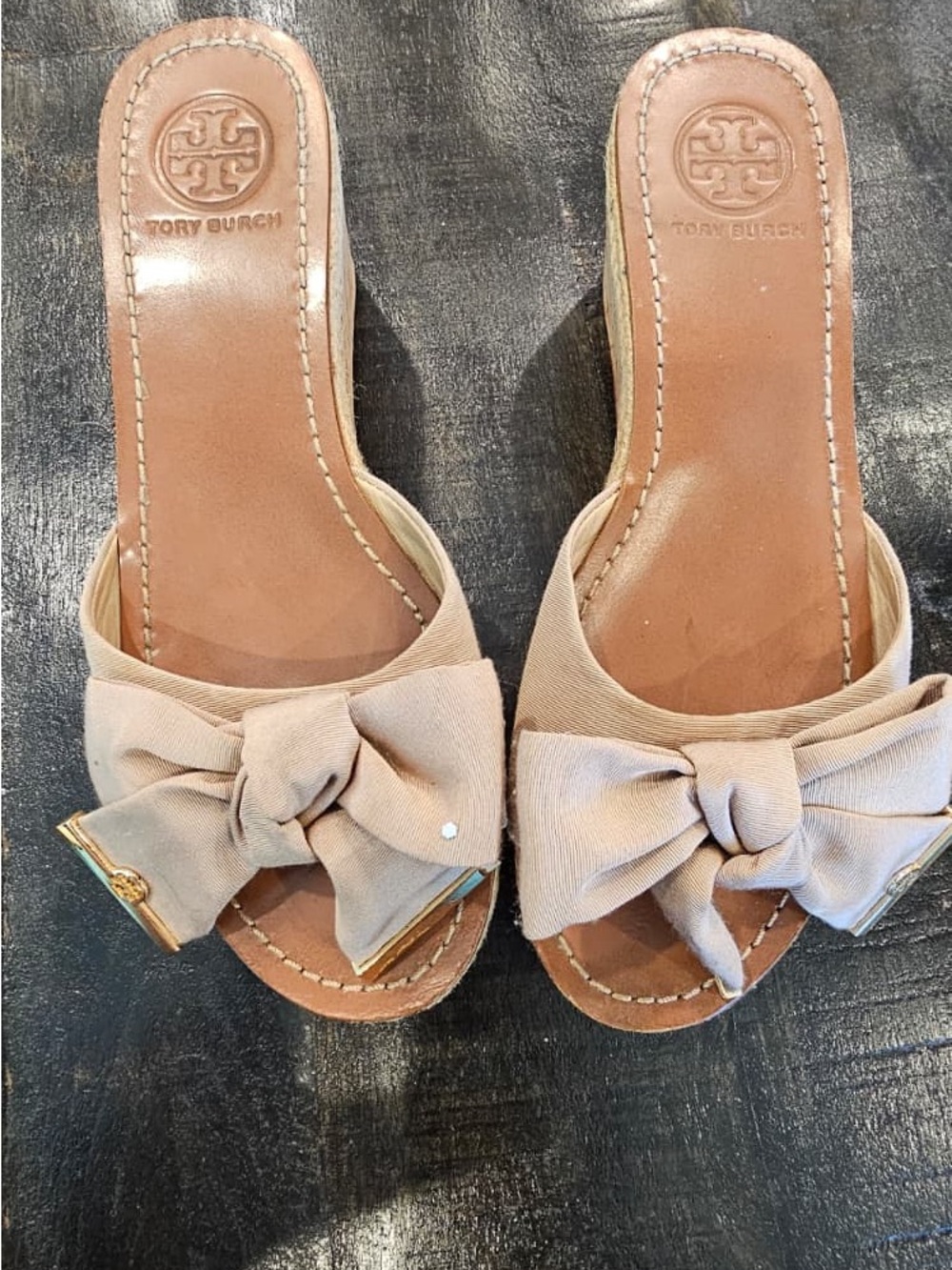 Tory Burch Neutral Beige Bow Slide Mules